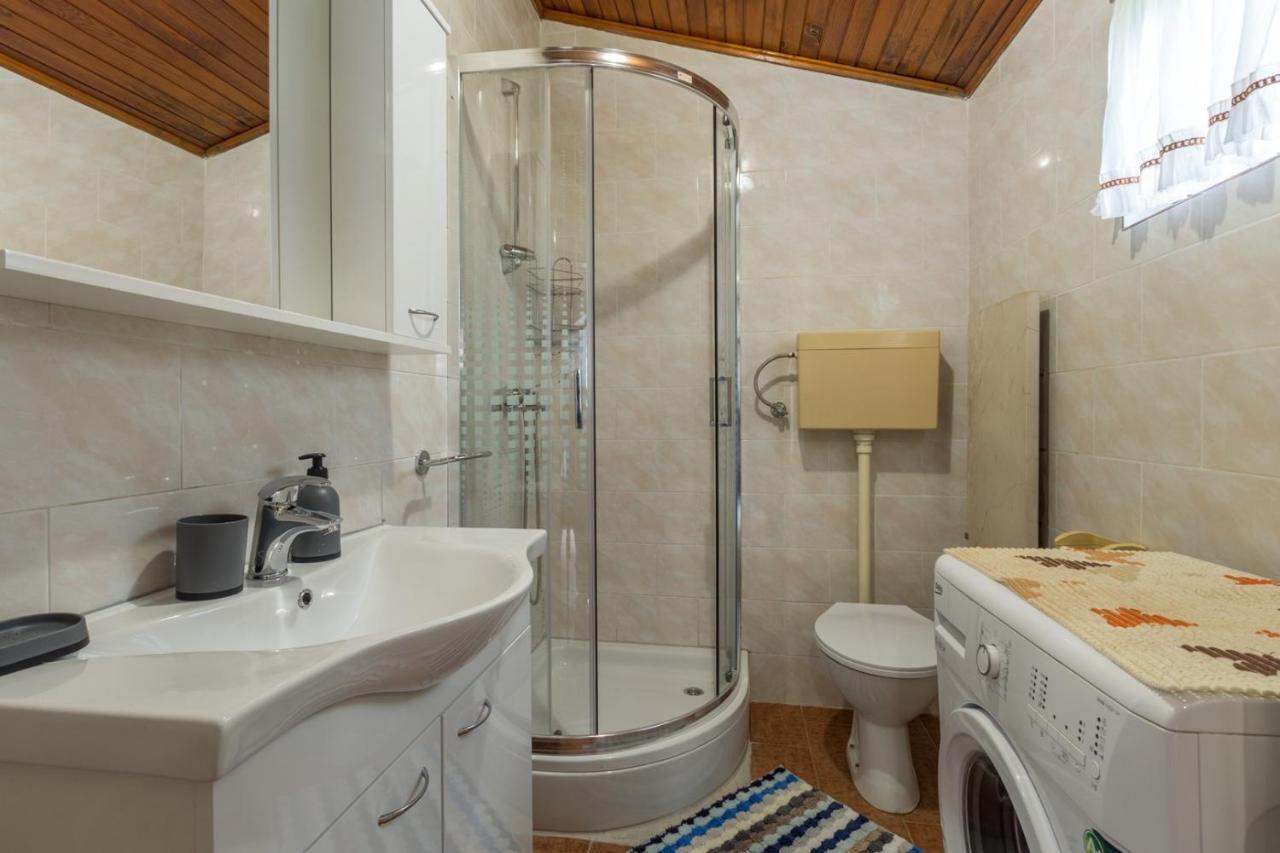 Ana Apartmán